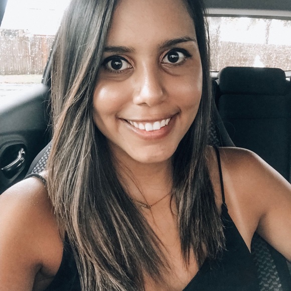 Meet your Posher, Bianca - Picture 1 of 1